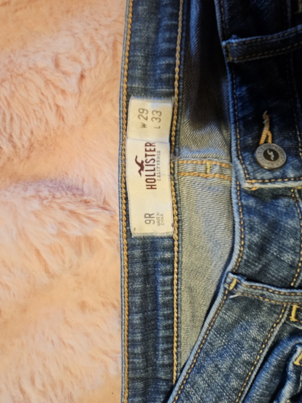 Hollister Women’s Blue Denim Jeans - Classic Mid Wash